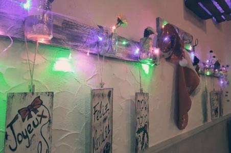 La cocteleria-teteria Sirocco guanya el primer premi del Concurs d'Aparadors de Nadal 2016 -Imatge 1-