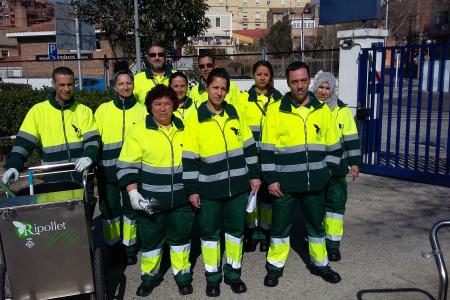 Un pla d'ocupació contracta 16 aturats durant 4 mesos per al manteniment i neteja de la via pública -Imatge 1-