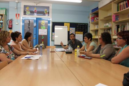 La Plataforma d'AMPA demana la intervenció del Síndic en la planificació educativa al municipi -Imatge 1-