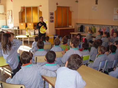 Més de 6.000 alumnes del Vallès col·laboren en un projecte per reciclar oli de cuina -Imatge 1-