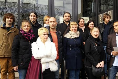 L'Ajuntament de Ripollet, present a la concentració en defensa de l'escola pública a la comarca -Imatge 1-