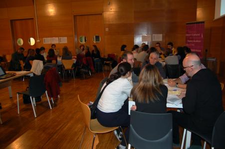 La Comissió de Planificació Educativa del CEM treballa les propostes de Martinet i Pinetons -Imatge 1-