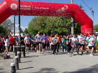 L'Institut Lluís Companys celebra la 2a cursa solidària -Imatge 1-