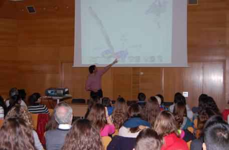 El Centre de Recursos Pedagògics commemora el Dia de la Ciència -Imatge 1-