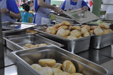 L'Escola Escursell inaugura la nova cuina del servei de menjador -Imatge 1-