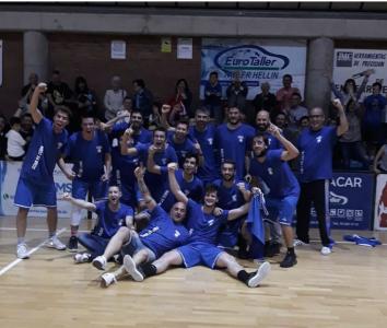 El Sènior A del Club Bàsquet Ripollet, campió de lliga -Imatge 1-