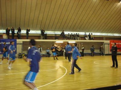 El Bàsquet Ripollet s'enfronta a un combinat de cadet català -Imatge 1-