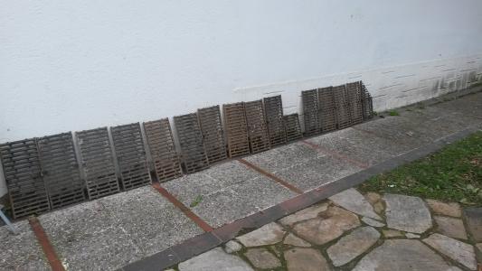 La policia local recupera material robat del parc Primer de Maig  -Imatge 1-