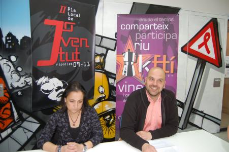 El Casal de Joves convoca el seu primer Certamen Literari -Imatge 1-