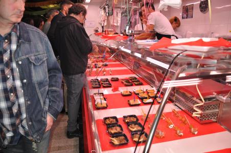 Arriba la 2a Nit de Tapes del Mercat i la Unió de Comerciants s'engresca a tornar a sortir al carrer -Imatge 1-