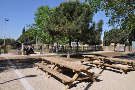 L'AMB amplia i millora la zona de barbacoes del parc dels Pinetons  -Imatge 1-