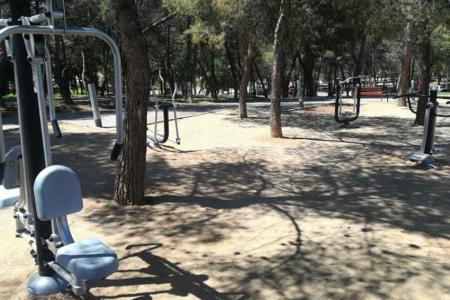 S'instal·len tres noves àrees esportives a diferents parcs de Ripollet -Imatge 1-