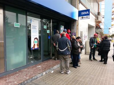 Nova acció de protesta de la Plataforma d'Afectats per la Hipoteca -Imatge 1-