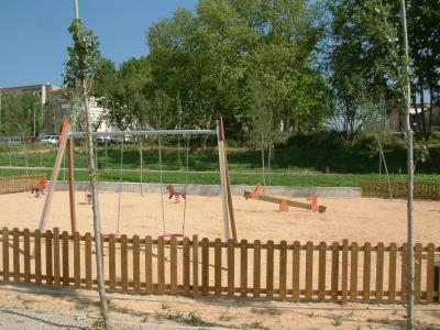 Medi Ambient demana col·laboració per mantenir nets els parcs -Imatge 1-