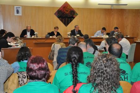 ICV i CpR demanen al Ple garantir el subministrament d'aigua i energia a les famílies sense recursos -Imatge 1-