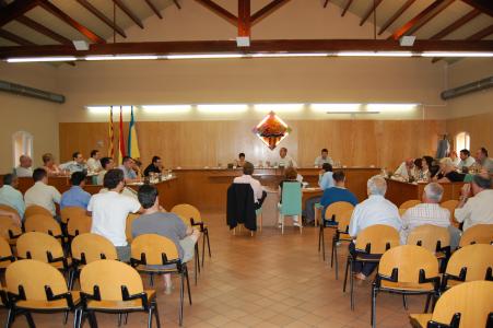 Ple Municipal del 26 de juny de 2008<br>S'aproven les bases per les ajudes dels llibres de text -Imatge 1-