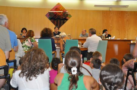 El Ple dóna suport a la moció dels institut escola al Martinet i Els Pinetons -Imatge 1-