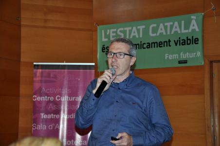 Ripollet per la Independència debat sobre l'economia del nou estat català -Imatge 1-