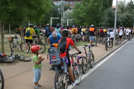 Èxit de participació a la bicicletada de les Candidatures Alternatives pel Vallès -Imatge 1-