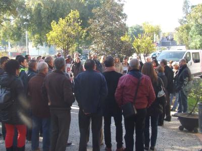 Concentració municipal contra la Llei de Racionalització i Sostenibilitat de l'Administració Local -Imatge 1-