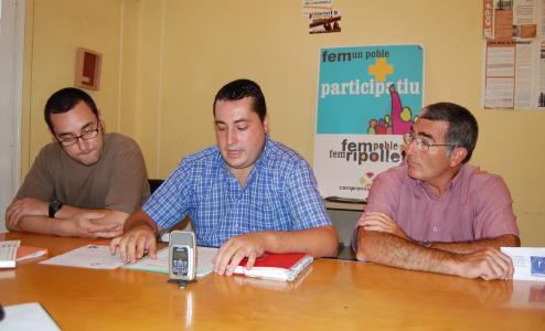 El CpR presenta una queixa al Síndic de Greuges sobre els pisos d'HPO dels Pinetons  -Imatge 1-