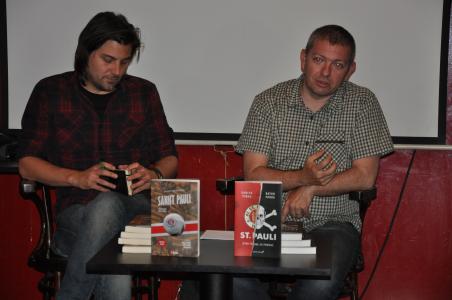 El Local acull la presentació del llibre sobre el club alemany del Sankt Pauli -Imatge 1-