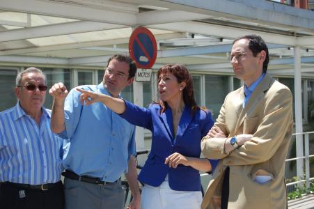 Alícia Sánchez Camacho visita el CAP II de Ripollet en un acte d'eleccions europees -Imatge 1-