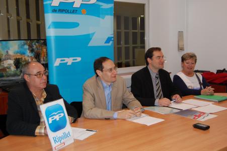 El PP presenta la seva campanya de solucions per a sortir de la crisi -Imatge 1-