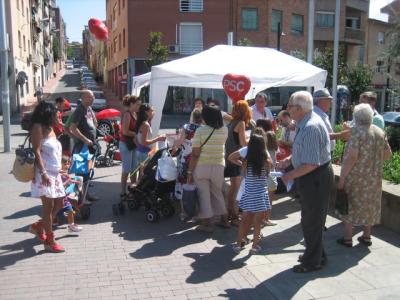 El PSC surt al carrer per informar de les seves propostes a la ciutadania -Imatge 1-