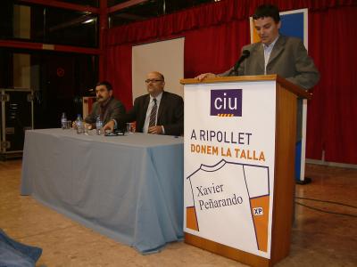 MUNICIPALS 2007: Xavier Peñarando presenta la seva candidatura a l'alcaldia de Ripollet -Imatge 1-