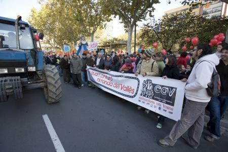 El Compromís per Ripollet es manifesta contra el Quart Cinturó -Imatge 1-