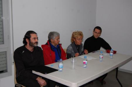 Plataformes socials de Ripollet en lluita contra la privatització sanitària -Imatge 1-