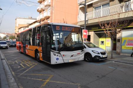 Es congelen les tarifes del transport públic i es rebaixen els abonaments per a l'any vinent -Imatge 1-