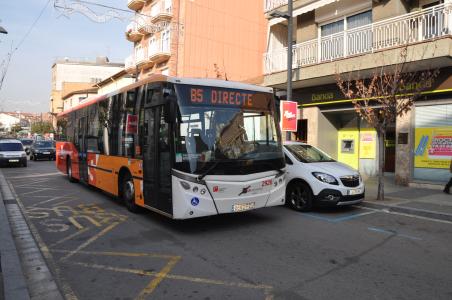 En marxa la nova línia de bus directa a Sabadell -Imatge 1-