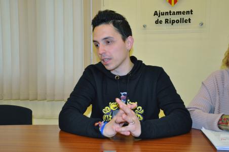 Acord per incrementar la freqüència de la línia de bus E4 -Imatge 1-