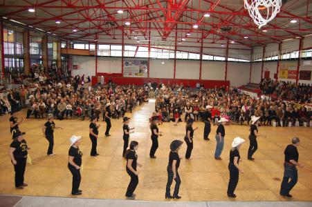 4.500 jubilats participen a la Festa de la Gent Gran -Imatge 1-