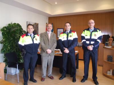 El nou cap de l'Àrea Bàsica Policial de Cerdanyola visita Ripollet -Imatge 1-