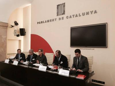 Els Síndics i Defensors locals de Catalunya presenten el 6è Recull d'Informes al Parlament -Imatge 1-