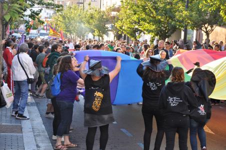 Ripollet celebra la primera #DiadaLGTBIRipo en un ambient festiu i reivindicatiu -Imatge 1-