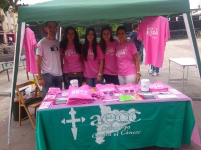 L'AECC Ripollet convida a col·laborar tothom en la lluita contra el càncer de mama -Imatge 1-