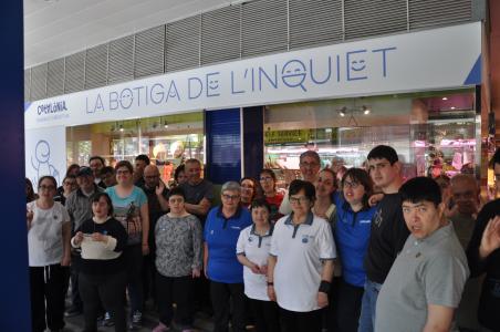 La Fundació Catalònia - Centre Ocupacional ASPASUR obre una botiga solidària al Mercat -Imatge 1-