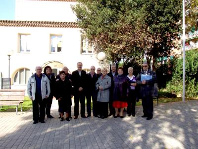 L'Alcalde de Ripollet rep la nova Junta del Casal d'Avis -Imatge 1-