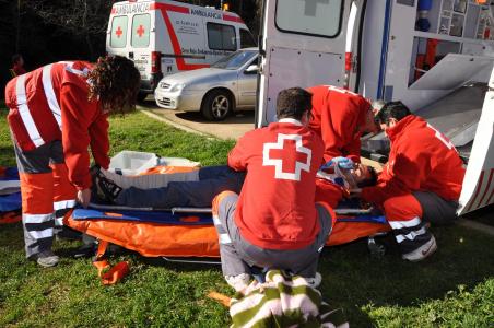 Voluntaris de Creu Roja es preparen per a la nova temporada de serveis i actuacions de prevenció -Imatge 1-