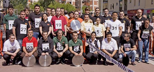 El ripolletenc Jordi Pino, guanya la IV Cursa de Cambrers de Cerdanyola del Vallès -Imatge 1-