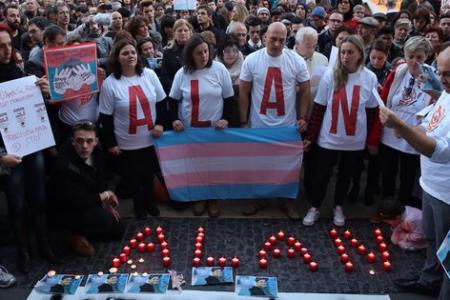 L'Ajuntament expressa el seu rebuig a l'assetjament social patit pel jove rubinenc Alan -Imatge 1-