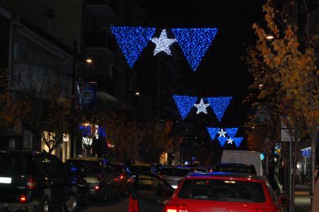 Les llums de Nadal il·luminen Ripollet -Imatge 1-