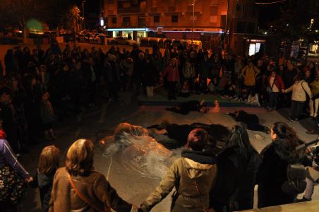 Performance del Comit de Dones -Imatge 1-