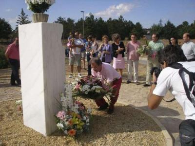 Golmayo recorda les víctimes del tràgic accident d'autocar de fa 9 anys -Imatge 1-