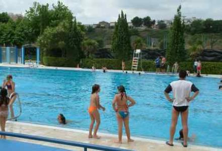 La piscina descoberta obre aquest dissabte, 13 de juny -Imatge 1-