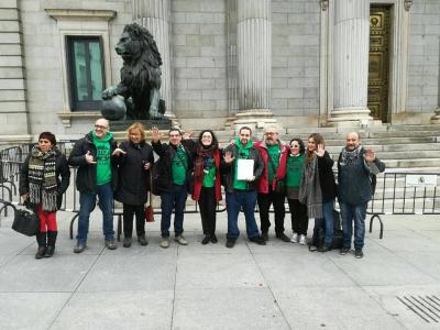 La PAH registra en el Congrés dels Diputats una proposta de Llei -Imatge 1-